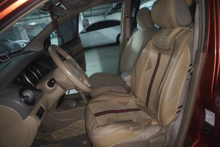 Used Nissan Livina 2008 1.6L Automatic XuanNeng Version Left Front Seat