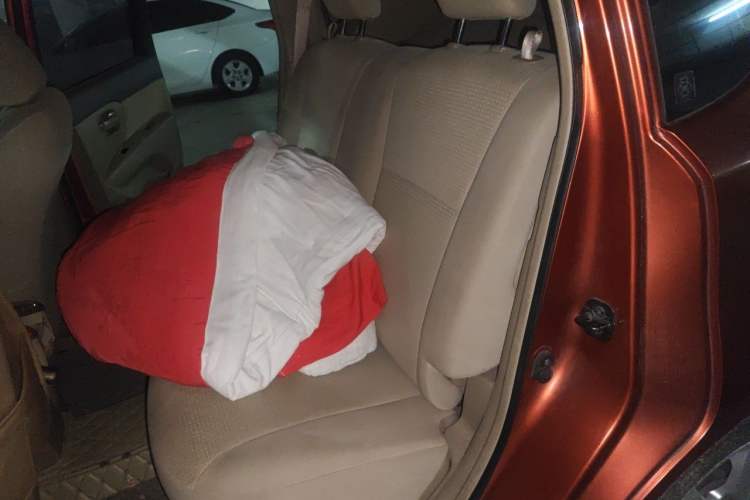 Used Nissan Livina 2008 1.6L Automatic XuanNeng Version Left Rear Seat