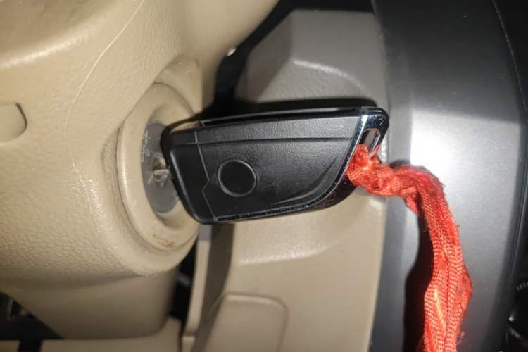 Used Nissan Livina 2008 1.6L Automatic XuanNeng Version Vehicle Key