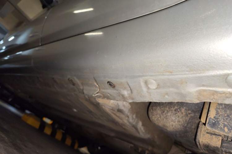 Used Nissan Livina 2008 1.6L Automatic XuanNeng Version Chassis Rear Left