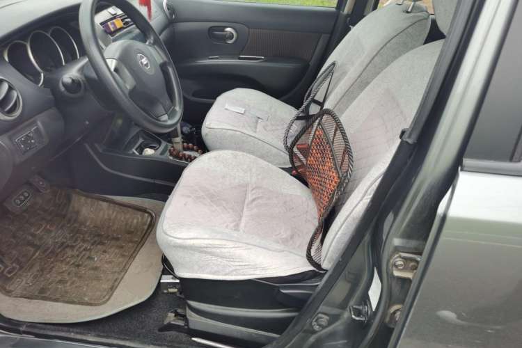 Used Nissan Livina 2008 Jingrui 1.6L Automatic Smart Edition Driver Seat