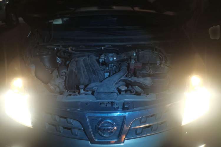 Used Nissan Livina 2008 Jingrui 1.6L Manual Smart Edition Engine Bay
