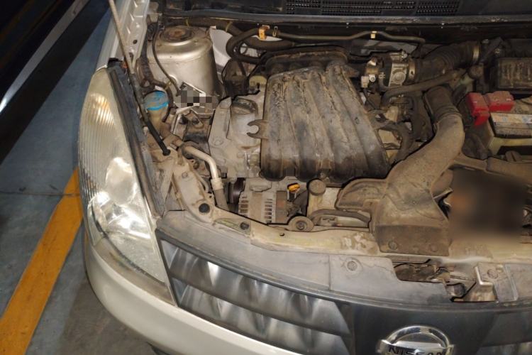 Used Nissan Livina 2008 1.6L Automatic XuanNeng Version Engine Bay Right