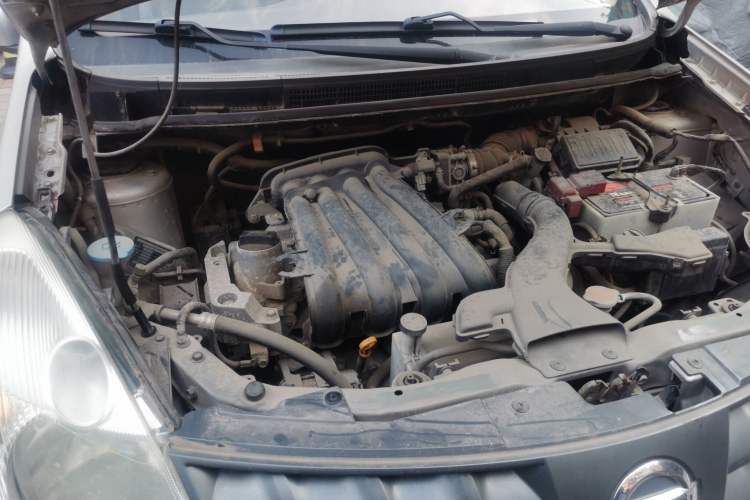 Used Nissan Livina 2008 1.6L Manual XuanNeng Model Engine Bay Right