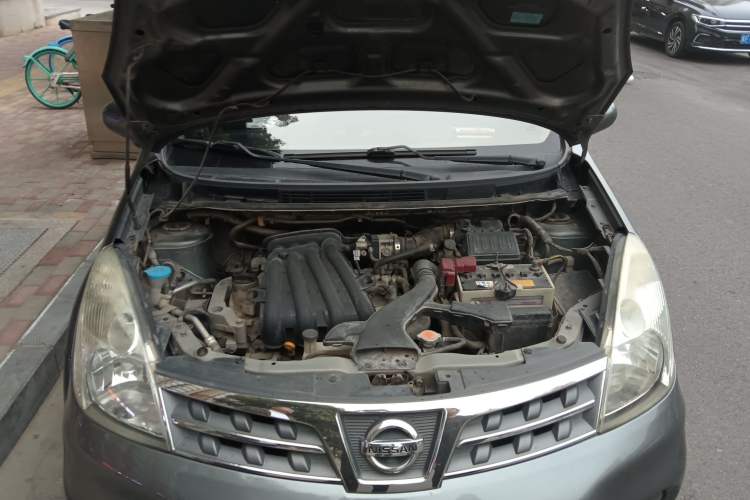Used Nissan Livina 2008 Jingrui 1.6L Manual Smart Edition Engine Bay