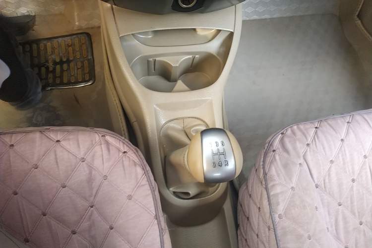 Used Nissan Livina 2008 1.6L Manual XuanNeng Model Gear Lever