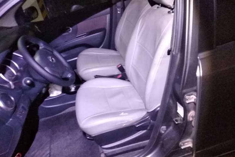 Used Nissan Livina 2008 Jingrui 1.6L Automatic Standard Edition Left Front Seat
