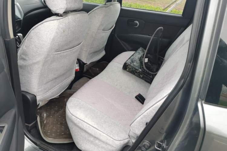 Used Nissan Livina 2008 Jingrui 1.6L Automatic Smart Edition Left Rear Seat