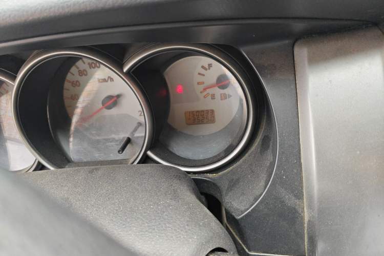 Used Nissan Livina 2008 Jingrui 1.6L Manual Smart Edition Odometer Close Up
