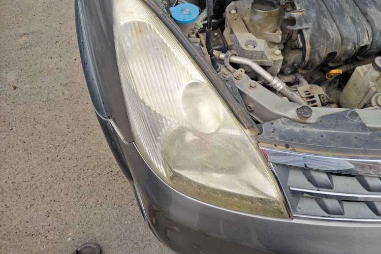 Used Nissan Livina 2008 Jingrui 1.6L Manual Smart Edition Right Front Headlight