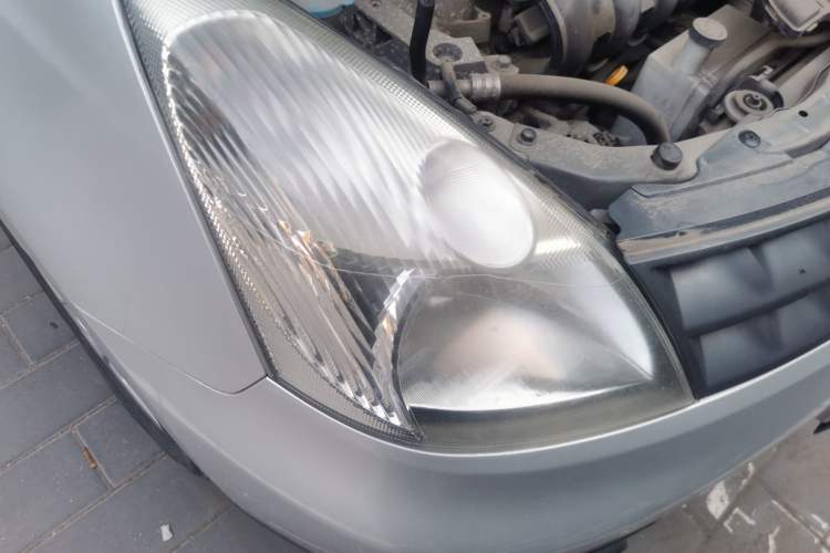 Used Nissan Livina 2008 1.6L Manual XuanNeng Model Right Front Headlight