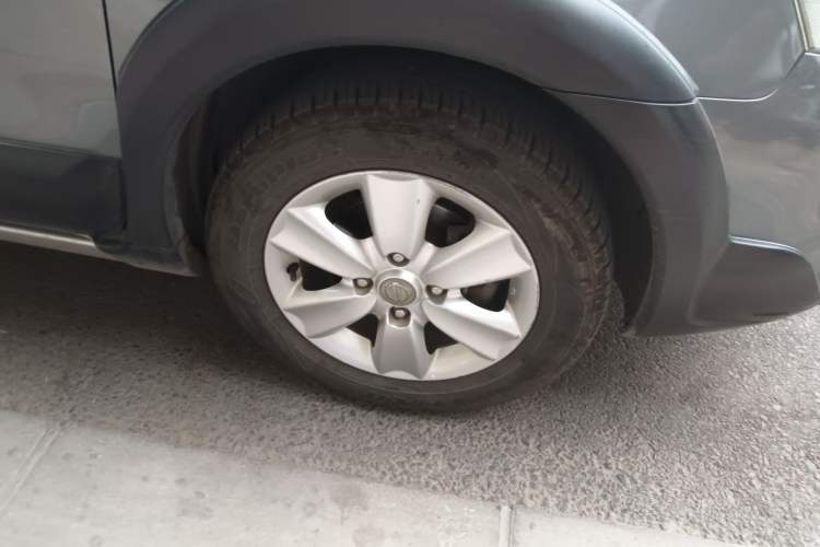 Used Nissan Livina 2008 Jingrui 1.6L Manual Smart Edition Right Front Wheel Hub