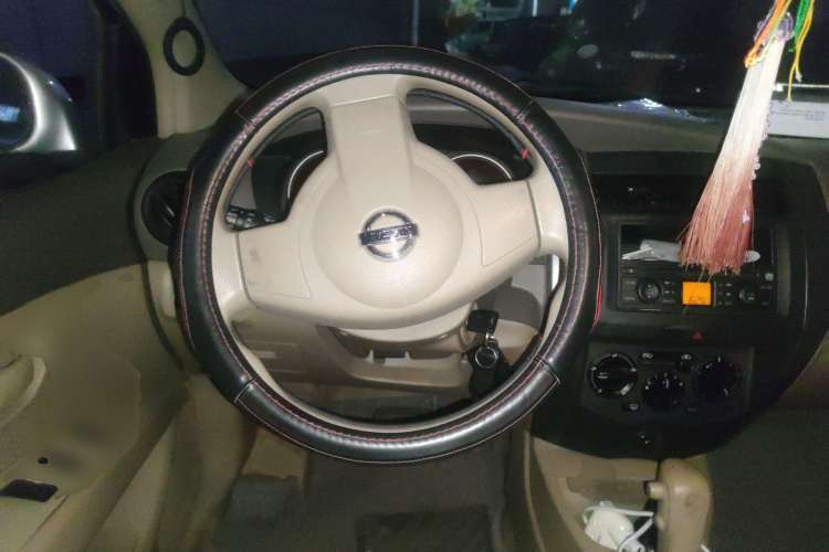 Used Nissan Livina 2008 1.6L Automatic XuanNeng Version Steering Wheel
