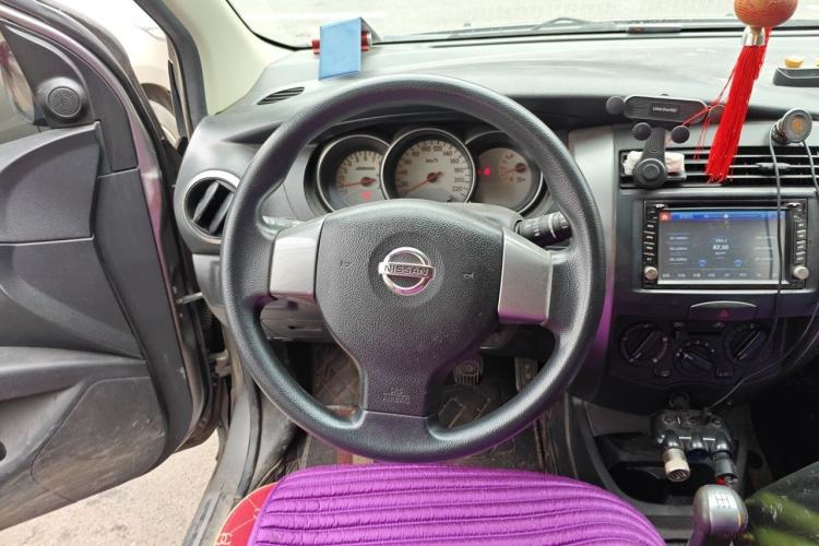 Used Nissan Livina 2008 Jingrui 1.6L Manual Smart Edition Steering Wheel