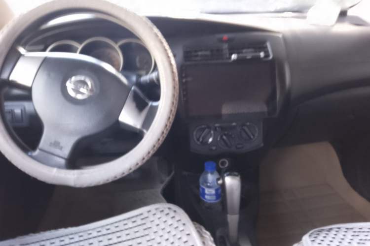 Used Nissan Livina 2008 Jingrui 1.6L Automatic Smart Edition Steering Wheel