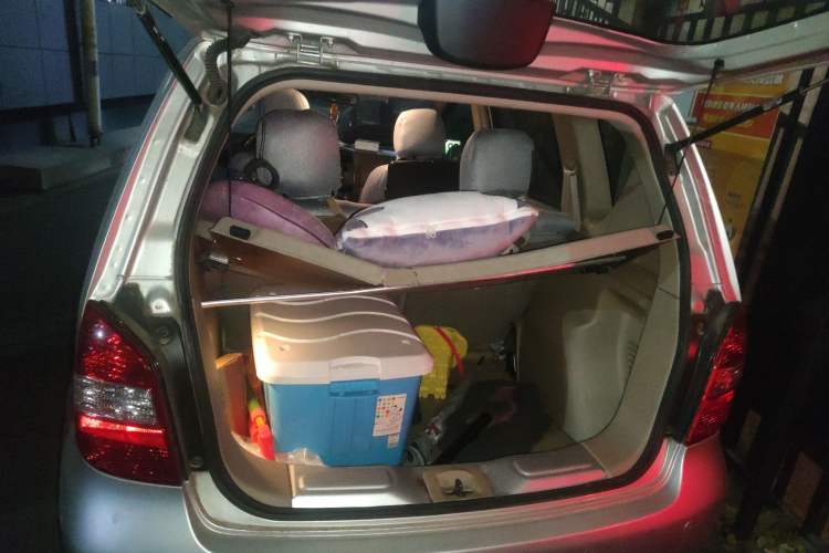 Used Nissan Livina 2008 1.6L Automatic XuanNeng Version Trunk