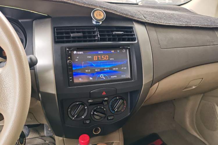 Used Nissan Livina 2009 1.6L Automatic All-in-One Edition Audio And AC Panel