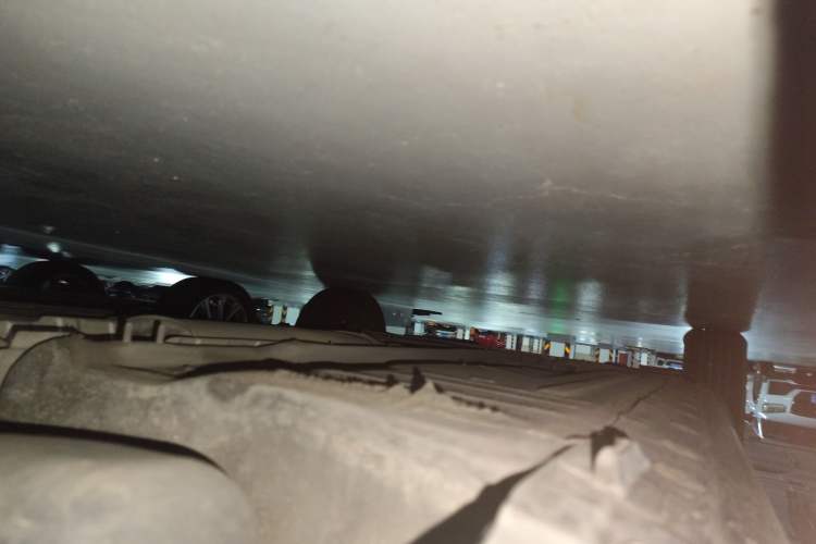 Used Nissan Livina 2009 1.6L Manual All-Around Model Chassis Rear Left