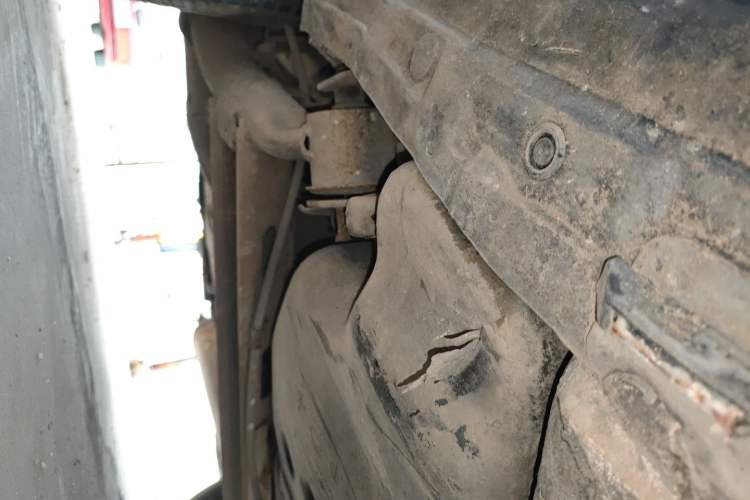 Used Nissan Livina 2009 1.6L Automatic All-in-One Edition Chassis Rear Right
