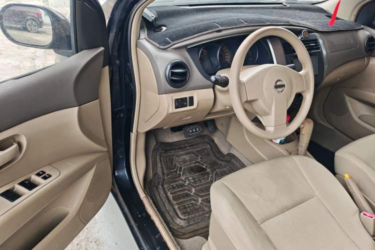 Used Nissan Livina 2009 1.6L Automatic All-in-One Edition Driver Seat