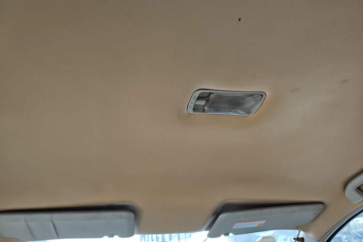 Used Nissan Livina 2009 1.6L Automatic All-in-One Edition Headliner