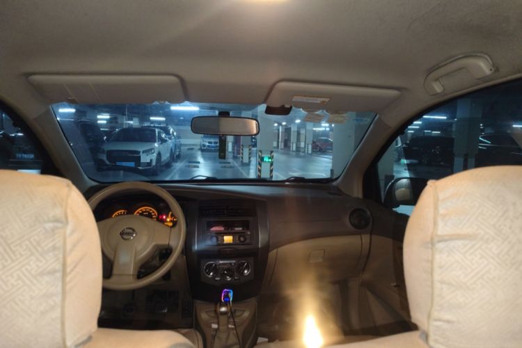 Used Nissan Livina 2009 1.6L Manual All-Around Model Headliner
