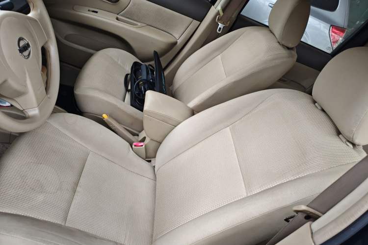 Used Nissan Livina 2009 1.6L Automatic All-in-One Edition Left Front Seat