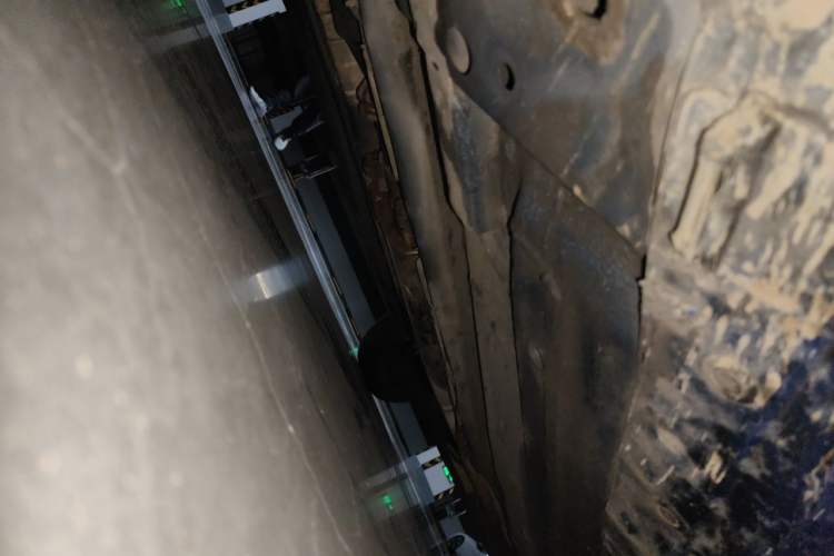 Used Nissan Livina 2009 1.6L Manual All-Around Model Chassis Front Left