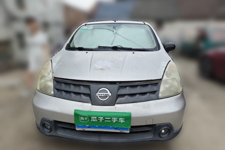 Used Nissan Livina 2009 1.6L Manual All-Around Model Front
