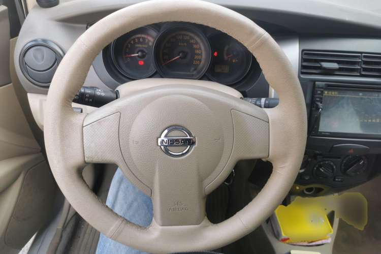 Used Nissan Livina 2009 1.6L Manual All-Around Model Steering Wheel