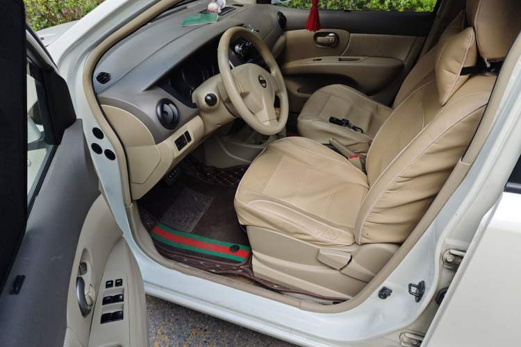 Used Nissan Livina 2009 1.6L Automatic All-in-One Edition Driver Seat