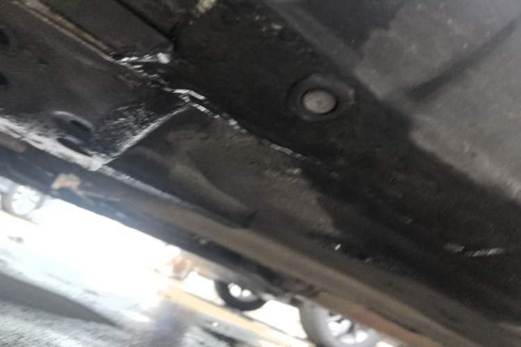 Used Nissan Livina 2010 JINRUI Edition 1.6L Automatic Standard Model Chassis Front Left