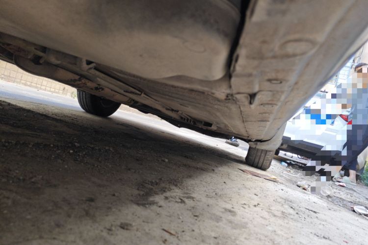 Used Nissan Livina 2010 Jingyue Edition 1.6L Automatic All-in-One Model Chassis Rear Right