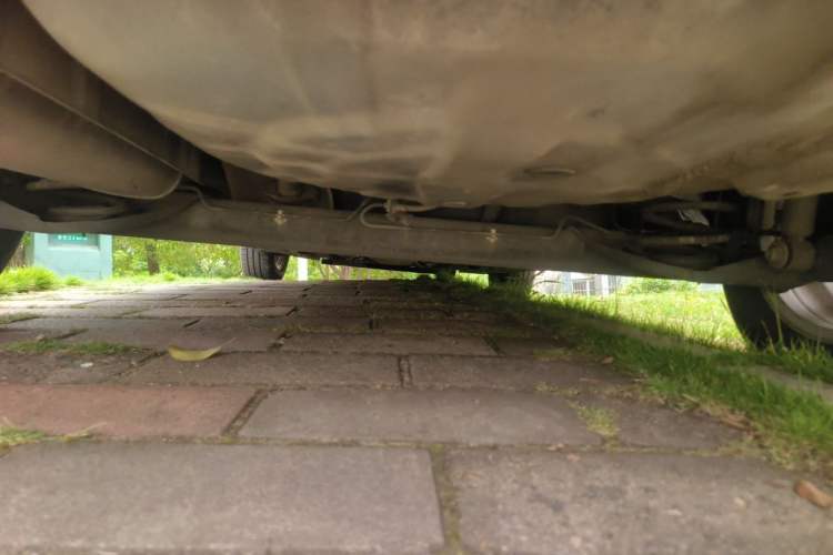 Used Nissan Livina 2010 JINRUI Edition 1.6L Automatic Standard Model Chassis Rear
