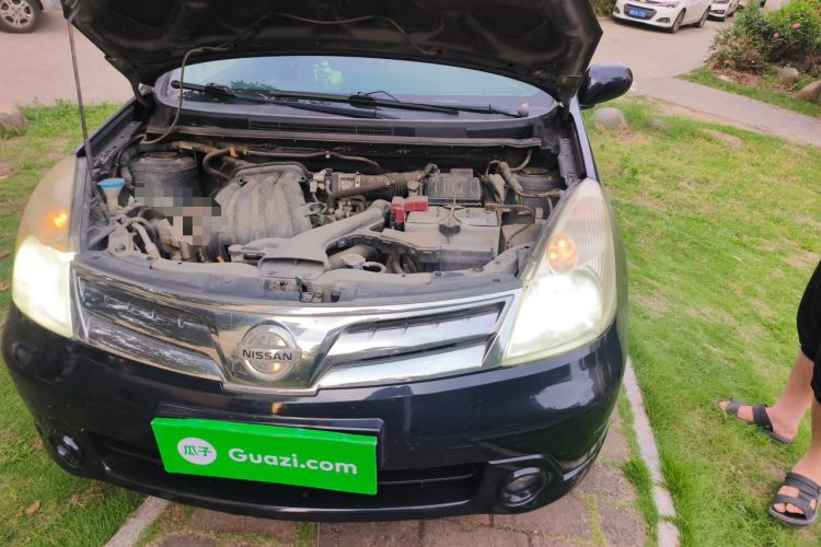 Used Nissan Livina 2010 JINRUI Edition 1.6L Automatic Standard Model Engine Bay Left