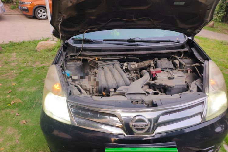 Used Nissan Livina 2010 JINRUI Edition 1.6L Automatic Standard Model Engine Bay Right