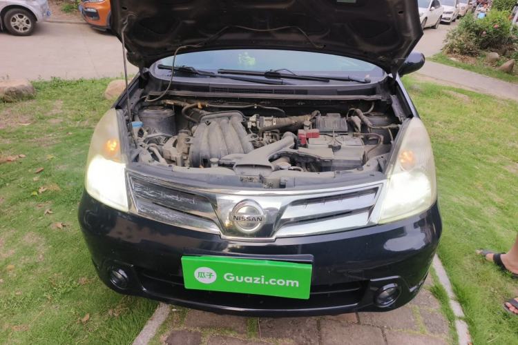 Used Nissan Livina 2010 JINRUI Edition 1.6L Automatic Standard Model Engine Bay