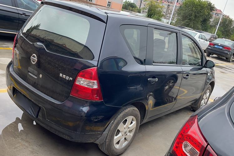 Used Nissan Livina 2010 Jingyue Edition 1.6L Manual All-Around Model Exterior 5