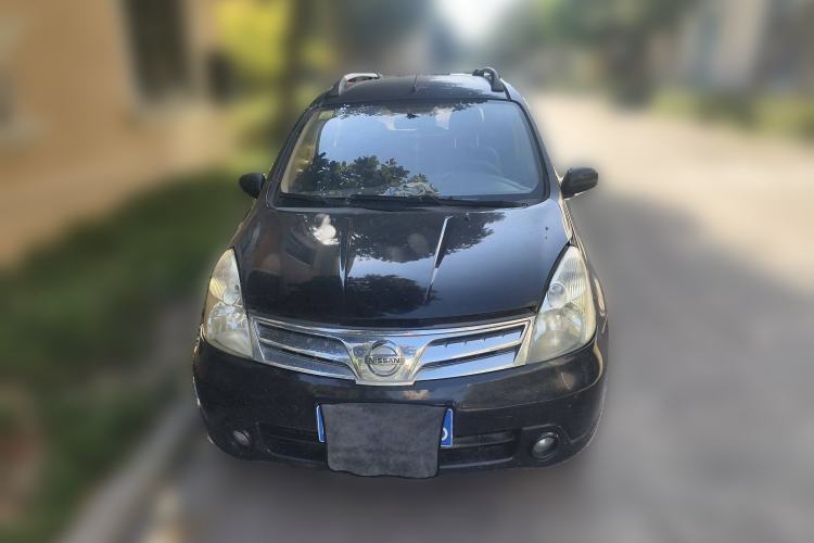 Used Nissan Livina 2010 Jingyue Edition 1.6L Manual All-Around Model Front