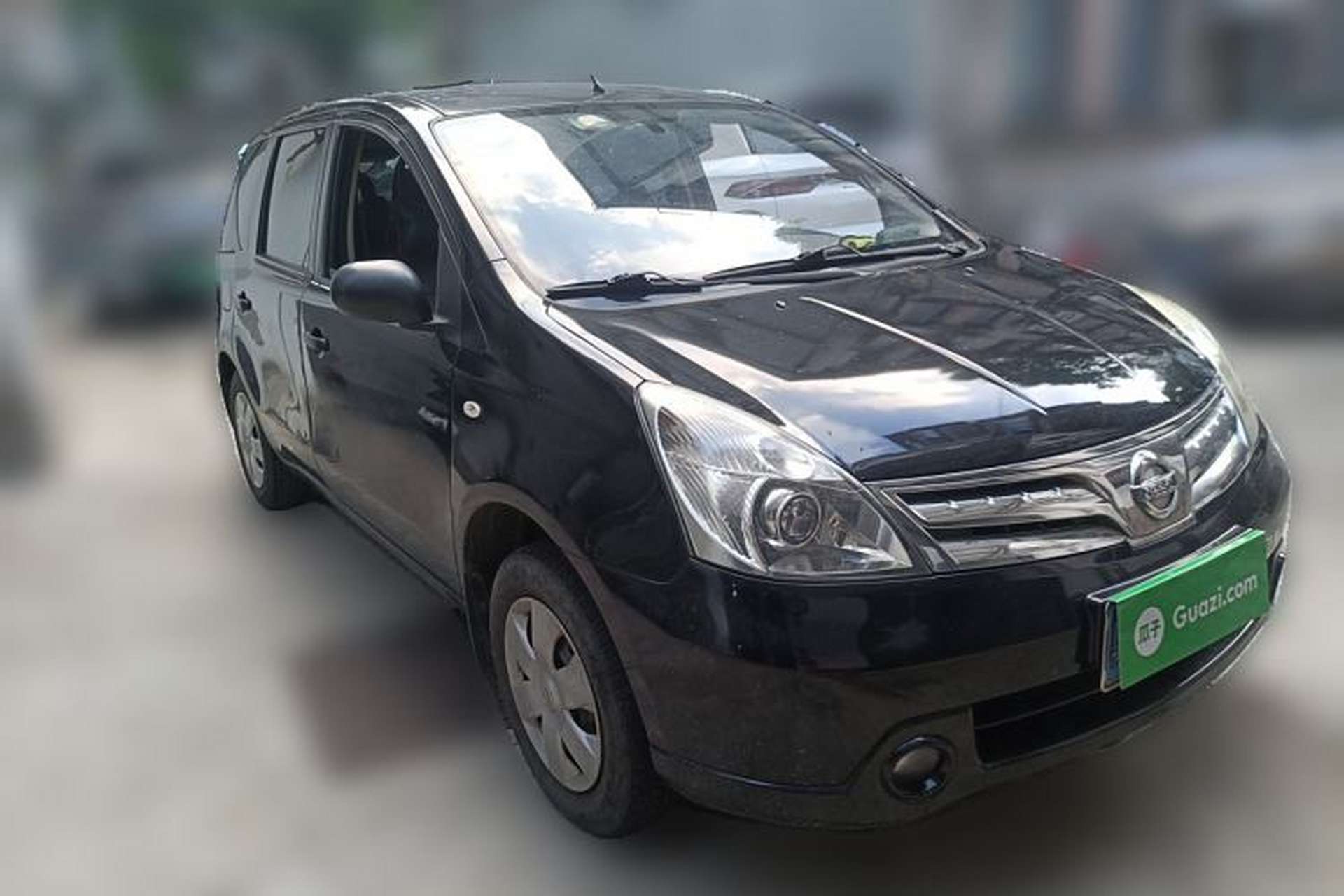 Used Nissan Livina 2010 Jingyue Edition 1.6L Manual All-Around Model Front Right 45 Deg