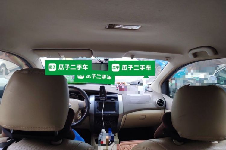 Used Nissan Livina 2010 Jingyi Edition 1.8L Manual Standard Model Headliner