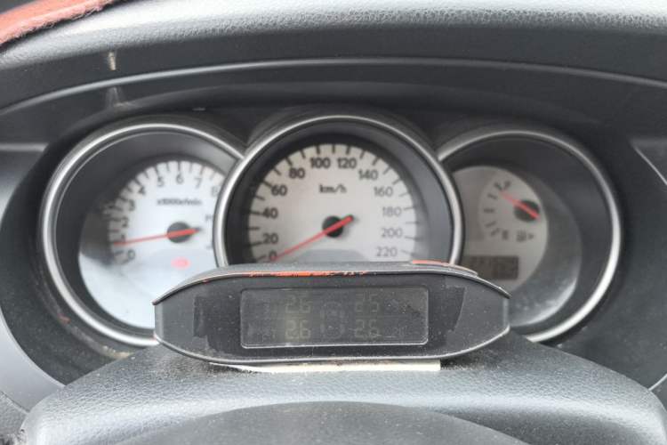 Used Nissan Livina 2010 Jingrui Edition 1.6L Automatic Smart Model Instrument Cluster