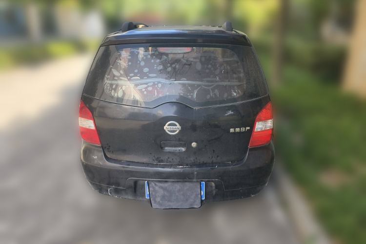 Used Nissan Livina 2010 Jingyue Edition 1.6L Manual All-Around Model Rear