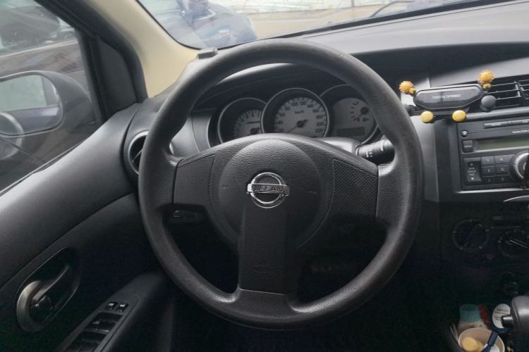 Used Nissan Livina 2010 JINRUI Edition 1.6L Automatic Standard Model Steering Wheel