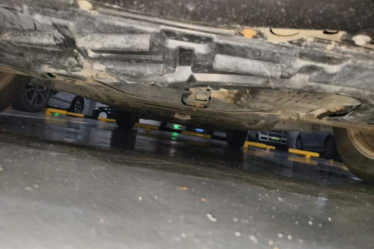 Used Nissan Livina 2010 Jingyue Edition 1.6L Automatic All-in-One Model Chassis Front