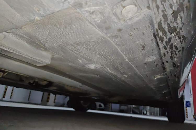 Used Nissan Livina 2010 Jingrui Edition 1.6L Manual Standard Model Chassis Front Left
