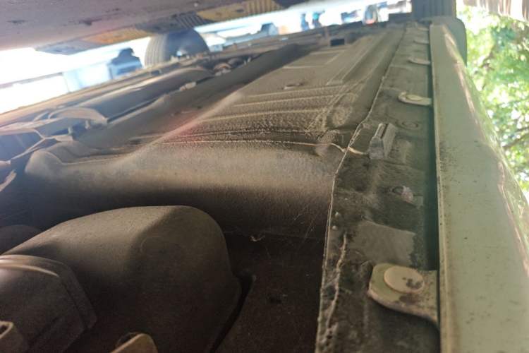 Used Nissan Livina 2010 Jingrui Edition 1.6L Automatic Smart Model Chassis Rear Left