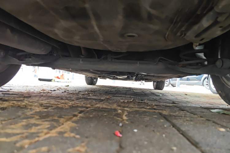 Used Nissan Livina 2010 JINRUI Edition 1.6L Automatic Standard Model Chassis Rear
