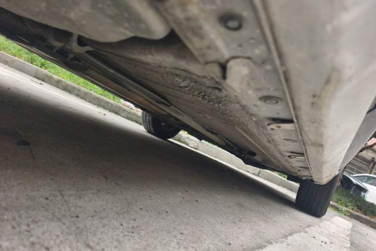 Used Nissan Livina 2010 Jingrui Edition 1.6L Automatic Smart Model Chassis Rear Right