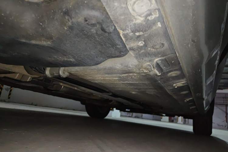 Used Nissan Livina 2010 Jingrui Edition 1.6L Manual Standard Model Chassis Rear Right